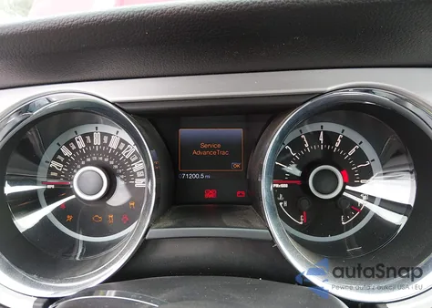 2013 Ford Mustang Gt Premium z USA, uszkodzony, nr VIN 1ZVBP8CF1D5252848